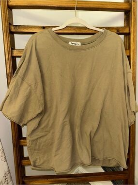 Impressions Olive Tan Crewneck Pullover